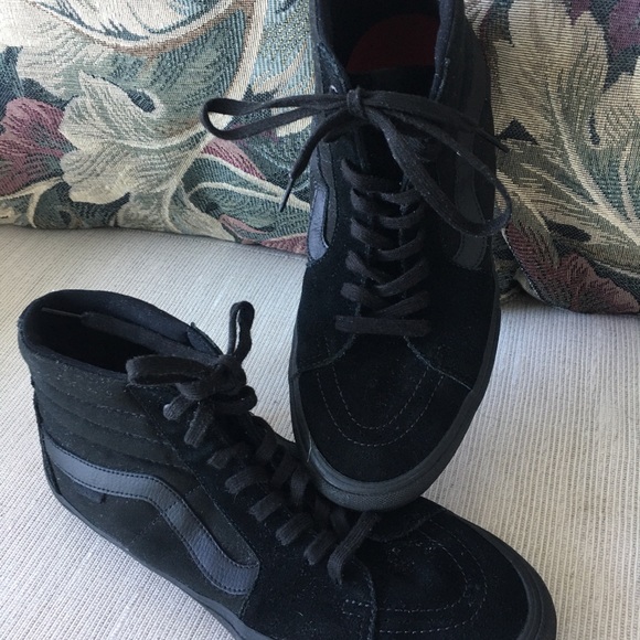 Sold: Vans Hightop Athletic Shoes - Picture 7 of 10